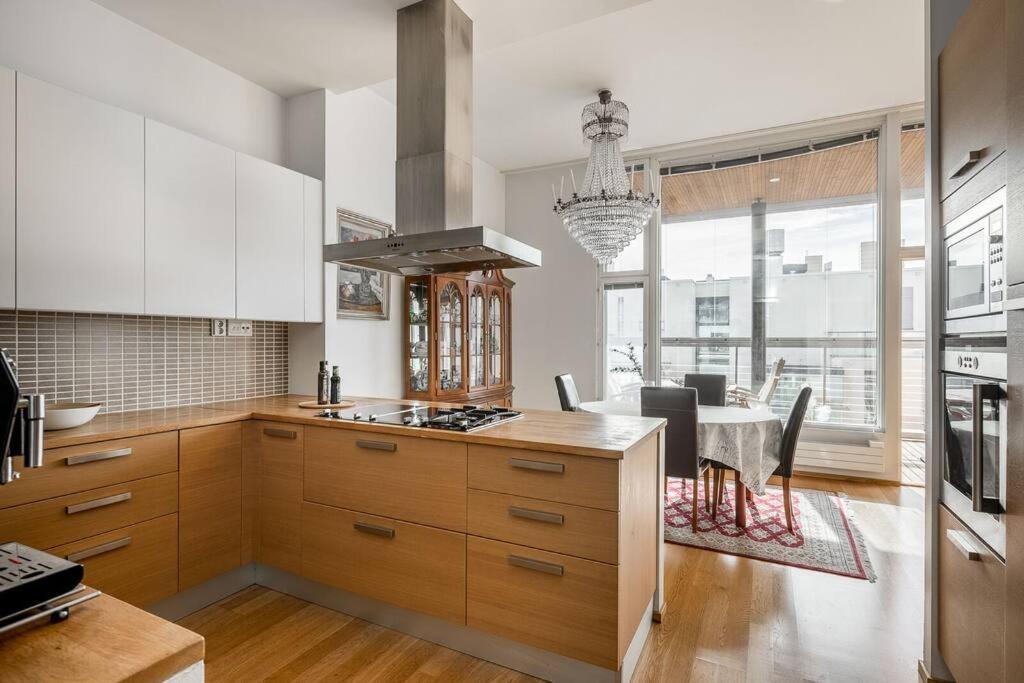 Spacious Home With Four Terrace, Sauna, Sea View Helsínquia Exterior foto