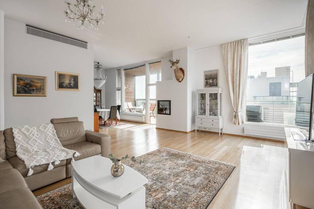 Spacious Home With Four Terrace, Sauna, Sea View Helsínquia Exterior foto