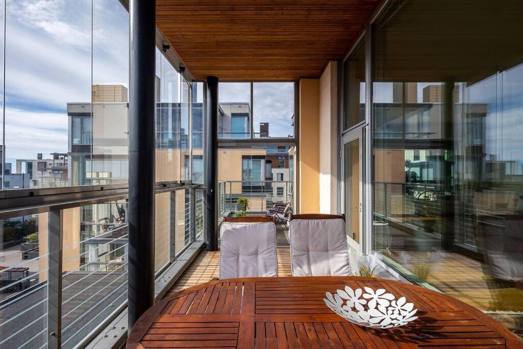 Spacious Home With Four Terrace, Sauna, Sea View Helsínquia Exterior foto